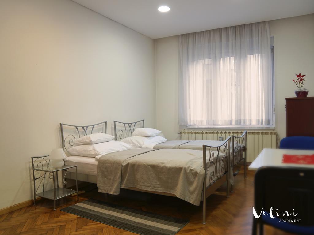 Apartment Velini Zagreb Kamer foto