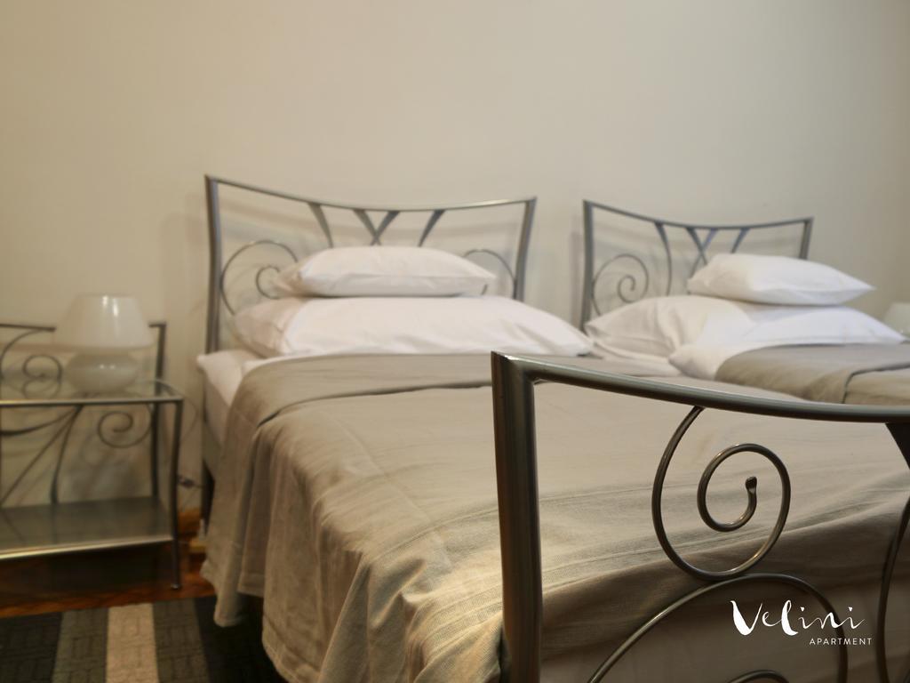 Apartment Velini Zagreb Kamer foto